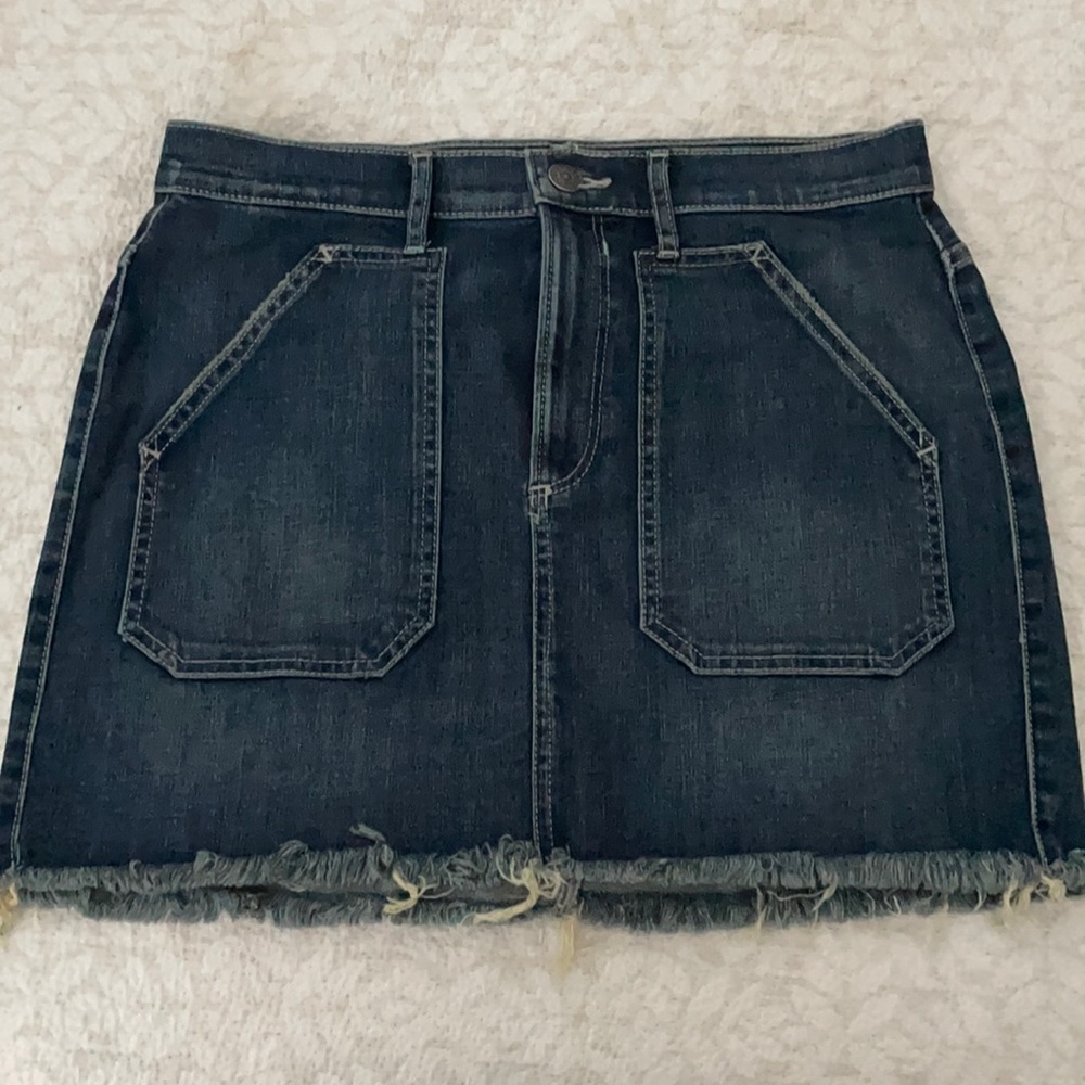 Express mid rise jean skirt
